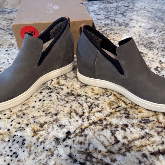 New (in box) Dr. Scholl’s Original Collection 8.5 Gray Wedge Slip On Scarlette - Picture 2 of 10